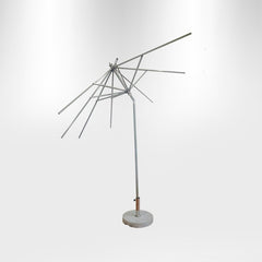 Tilting Patio Umbrellas – 8.8ft x 8.8ft